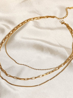 Collier multicouche vue rapprochée douceur