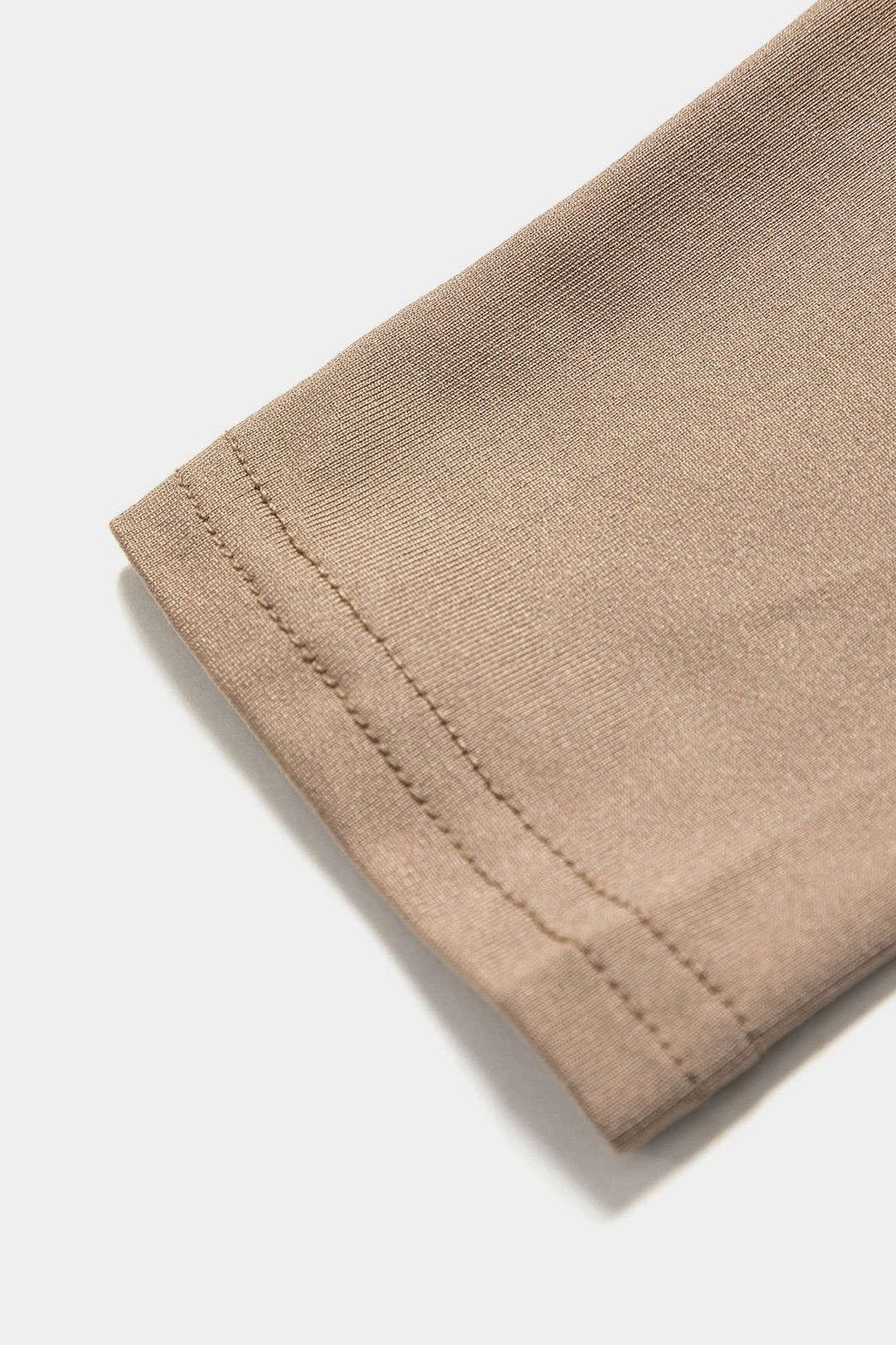 Combinaison fluide beige vue complète allure