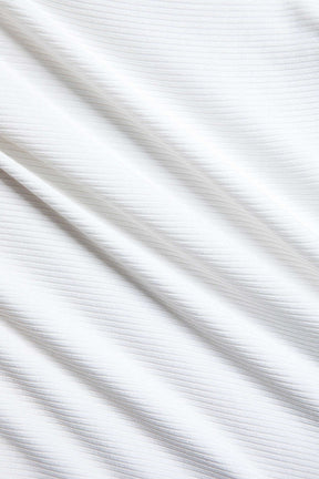 Débardeur sport blanc porté style nuage