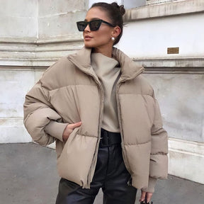 Doudoune beige oversize vue de face aurore
