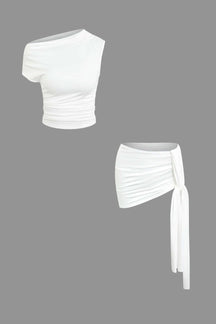 Ensemble blanc asymétrique vue de face soleil