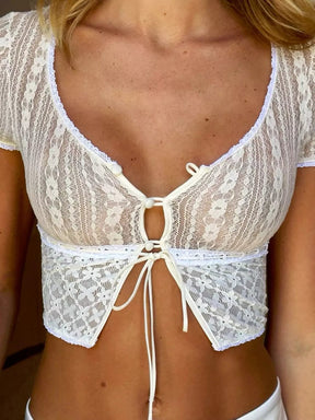 Tenue dentelle blanche harmonieux
