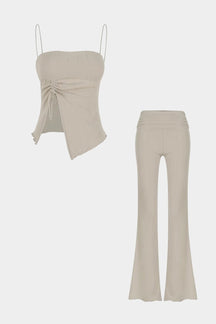 Ensemble beige élégant top et pantalon douceur