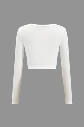 Ensemble blanc minimaliste vue dos grâce