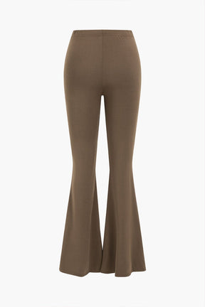 Vue rapprochée du haut crop top marron tendresse