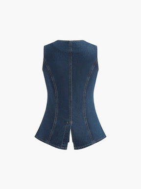 Ensemble denim chic vue latérale vent
