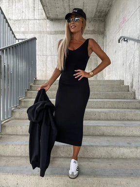 Tenue noire élégante étoile