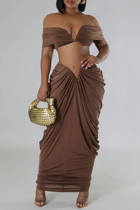 Ensemble robe longue drapée marron élégant soleil