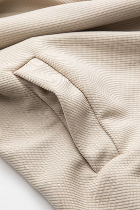Ensemble coordonné beige stylé paisible