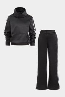 Ensemble sportswear noir col roulé vue avant félin