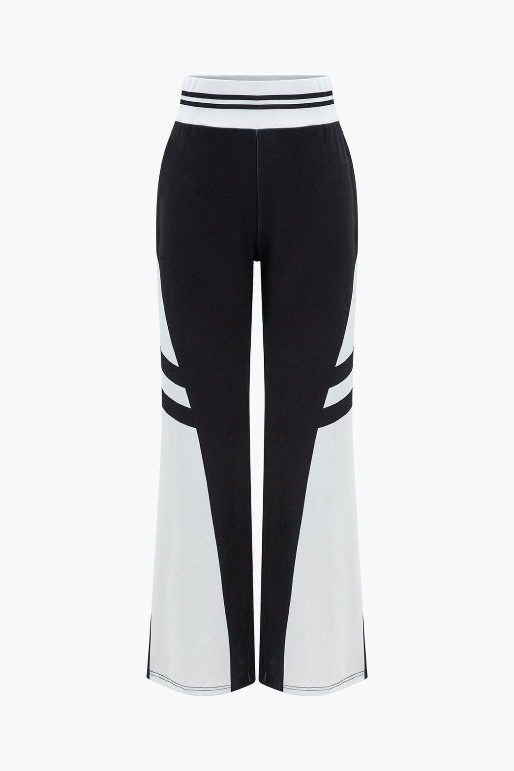 Ensemble sportif détail du pantalon nuage