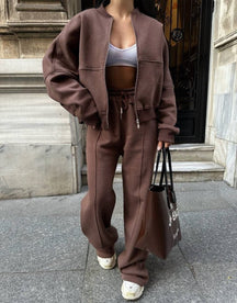 Ensemble sportswear marron élégant douceur