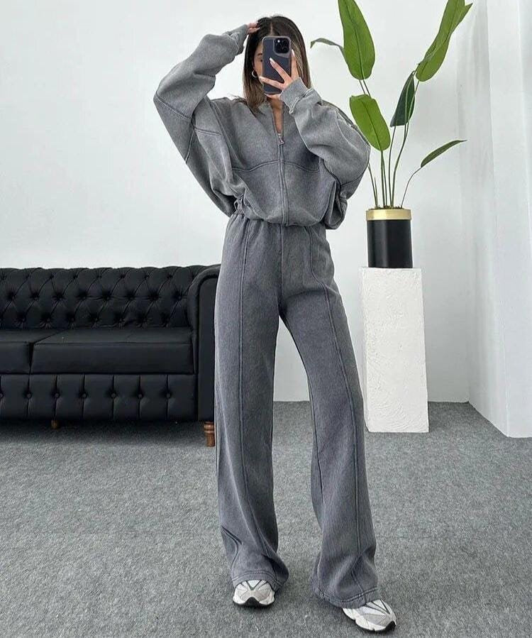 Ensemble jogging chic style