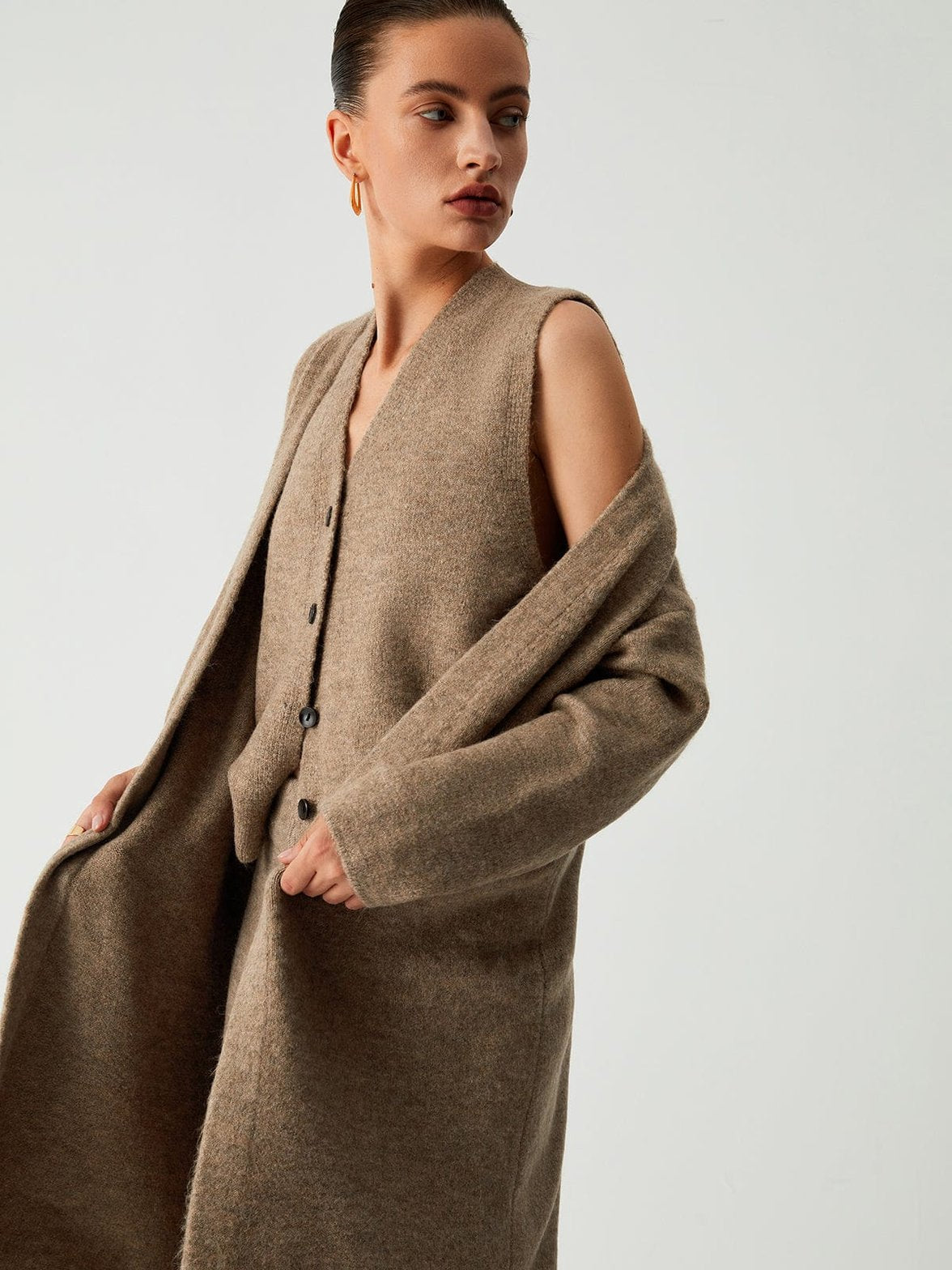 Ensemble tricot long beige sophistiqué moderne