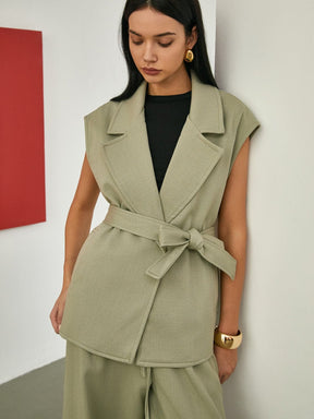 Gilet élégant avec ceinture olive serein