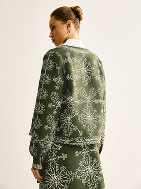 Vue latérale gilet imprimé radieux