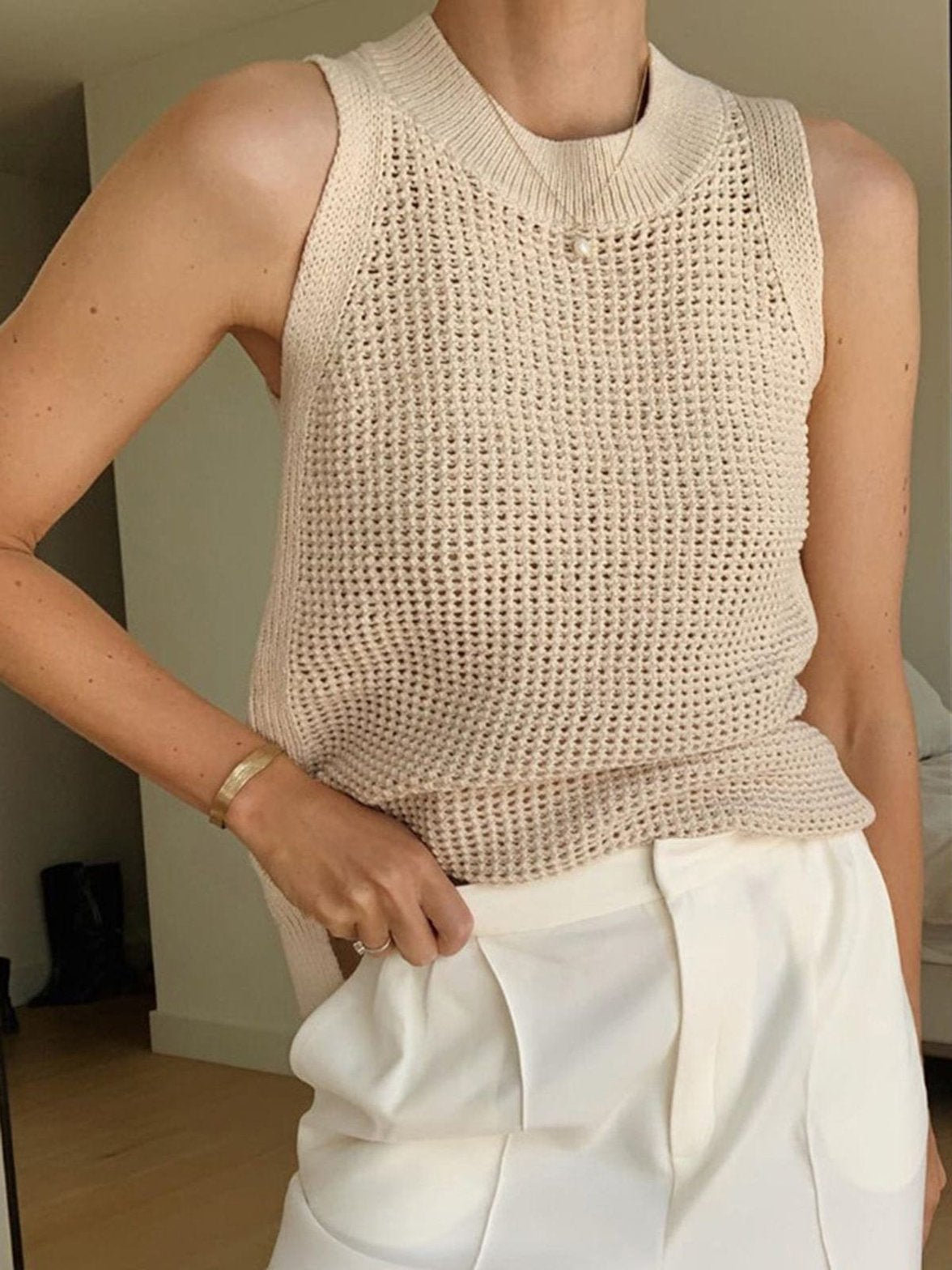 Gilet tricot beige vue dos légèreté