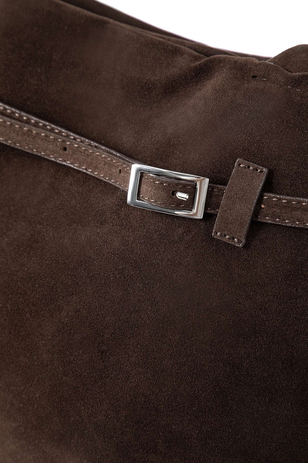 Sac cabas en daim marron vue détaillée liberté