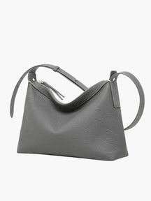 Vue arrière sac hobo gris vent