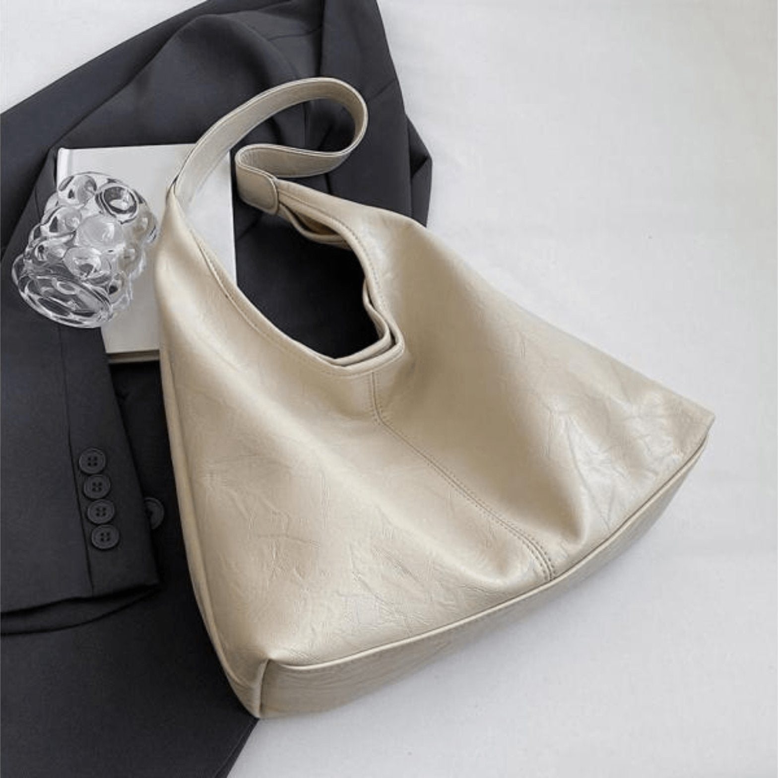 Sac hobo cuir vintage vue portée brume