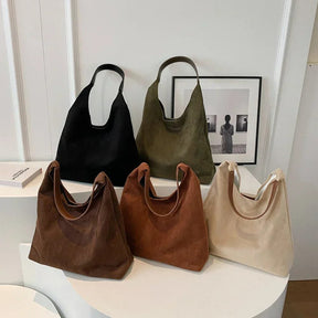 Sac hobo velours détail finition rêve