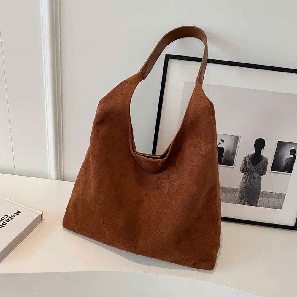 Sac hobo velours marron vue avant soleil