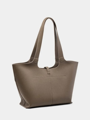 Sac à main spacieux en cuir nuage