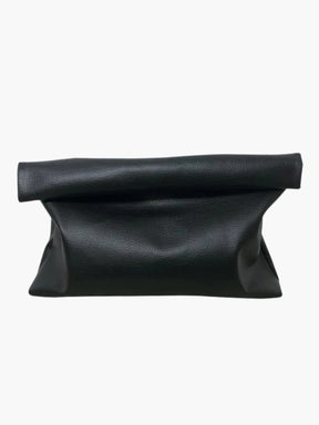Pochette noire vue pliée océan