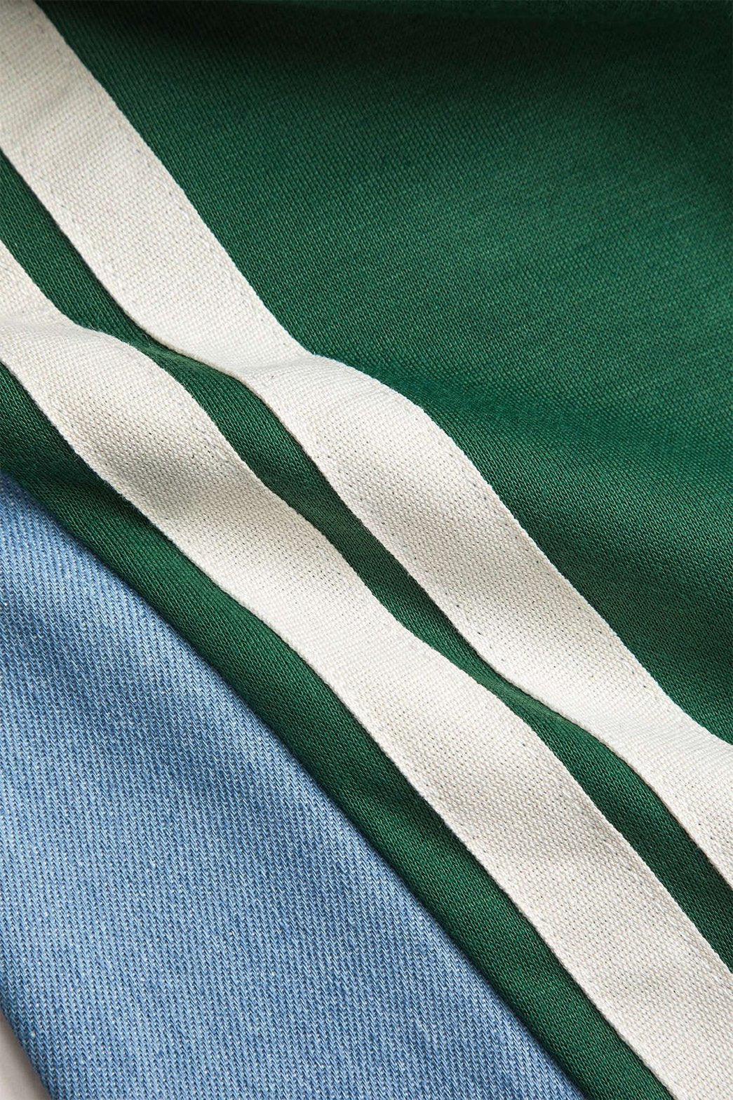 Jean patchwork vert et denim vue latérale nuage