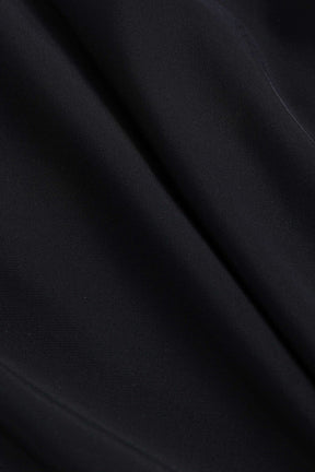 Détail des fleurs appliquées sur maillot de bain ocean