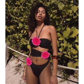 Maillot de bain découpes florales été