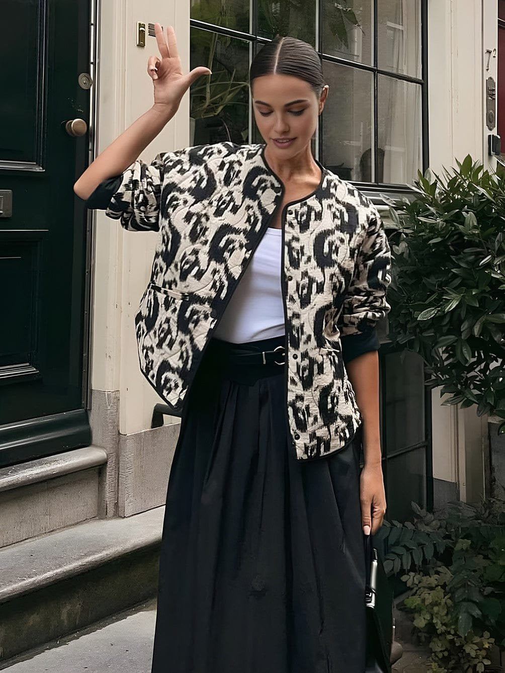 Manteau bohème col rond noir et blanc douceur