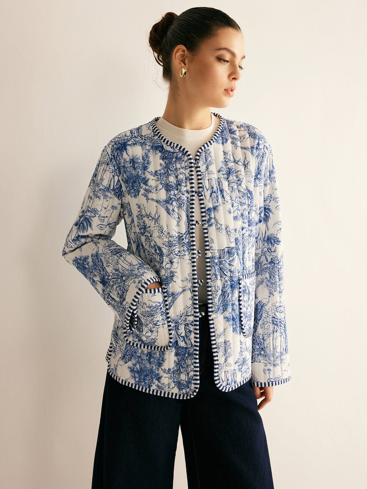 Manteau motif toile de jouy élégance