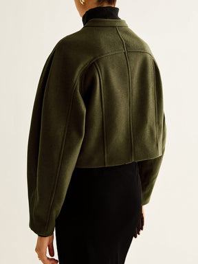 Style moderne du manteau court - tendance