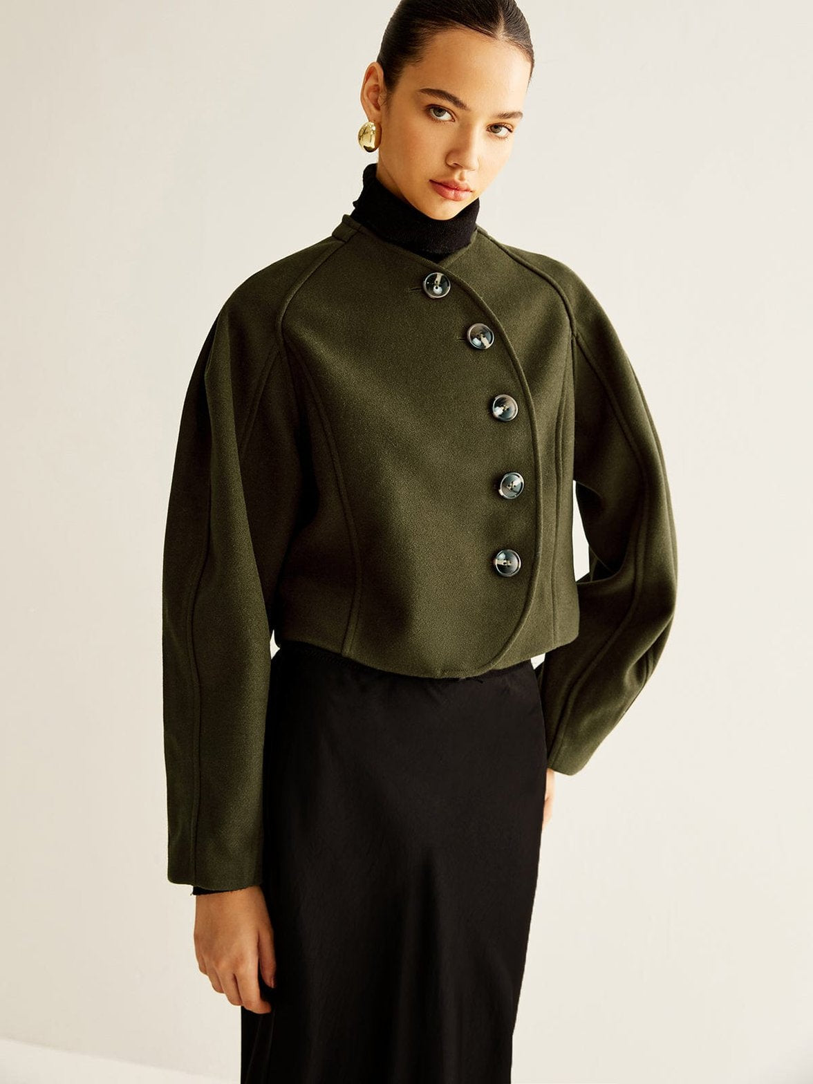 Manteau court asymétrique kaki élégant - douceur