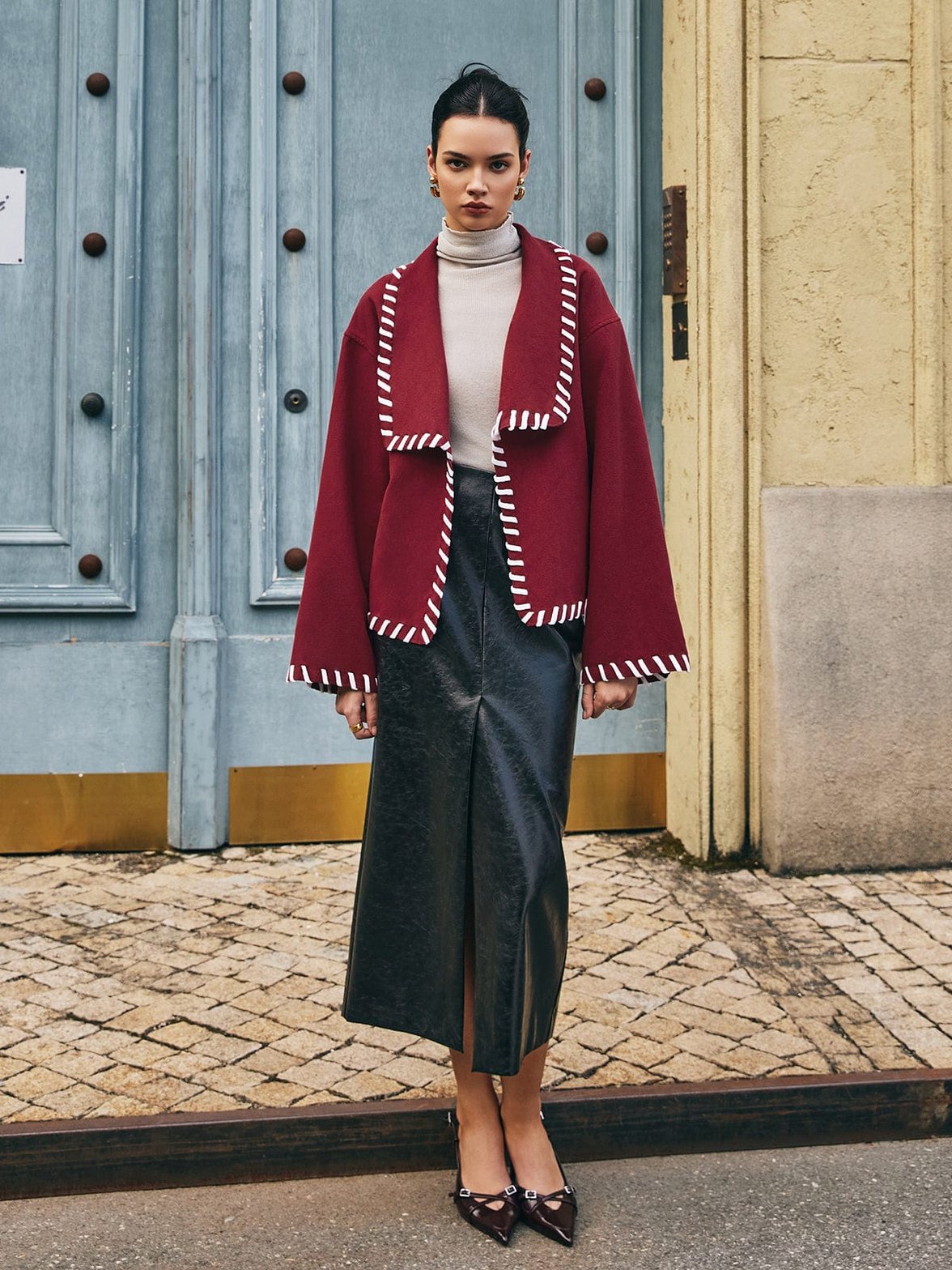 Manteau bordeaux à bordures rayées douceur