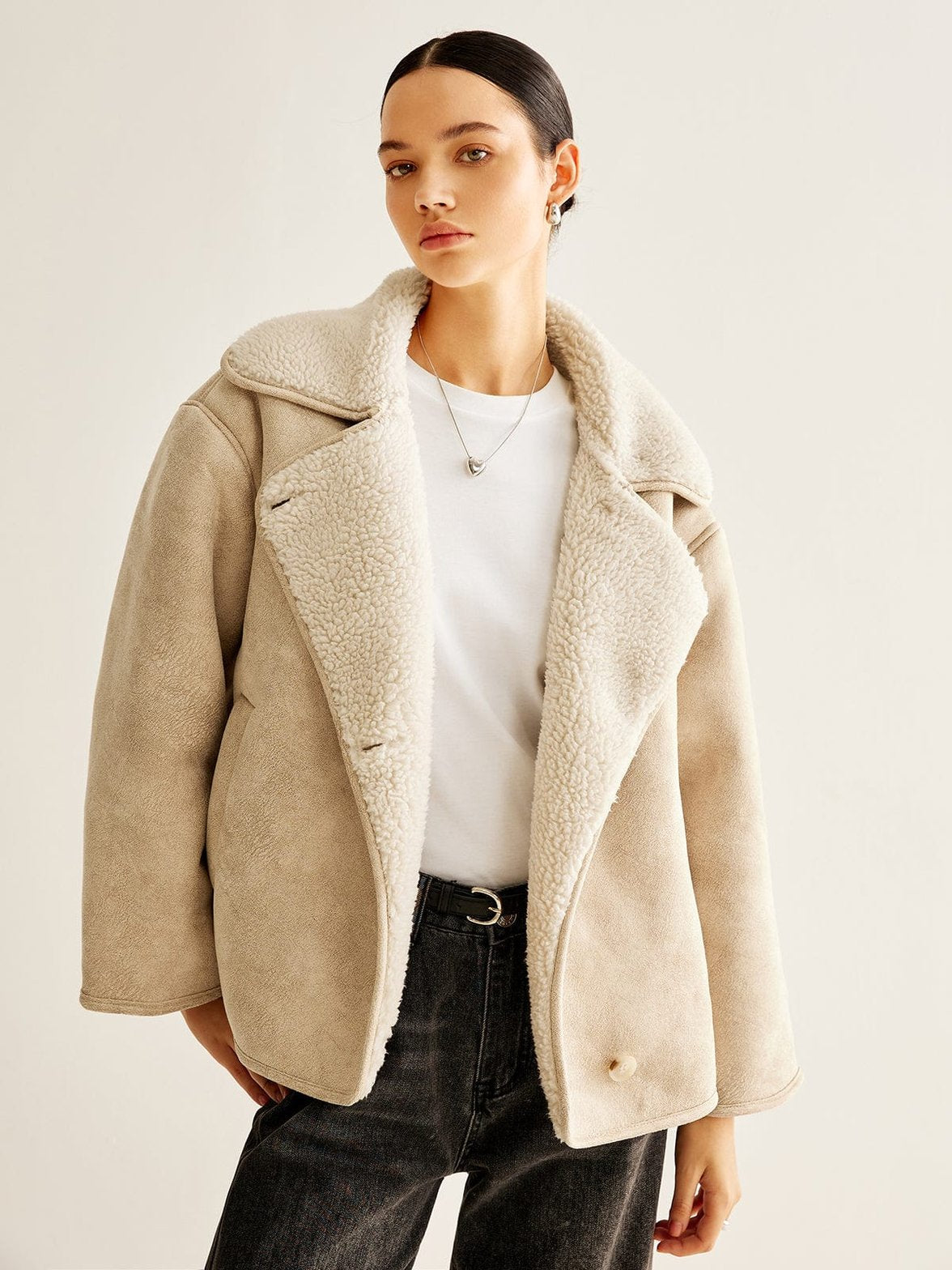 Manteau polaire beige vue de dos confort
