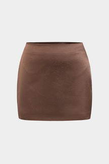 Jupe satinée marron élégante vue de face doux