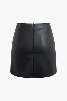 Mini jupe noire simili cuir vue de côté étoile