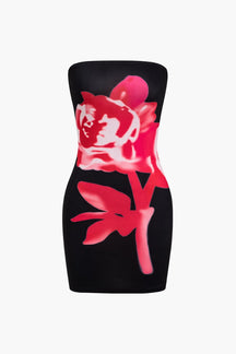 Robe bustier noire motif floral rose vif soleil