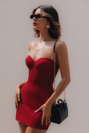 Robe moulante bustier vue de profil sublime