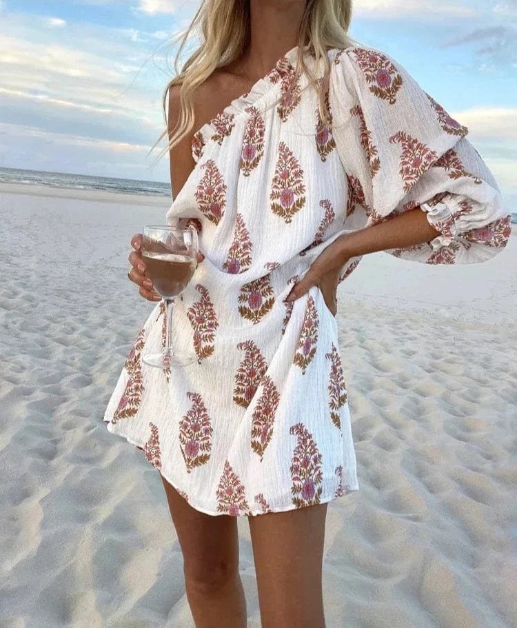 Robe courte à motifs vue de face étoile
