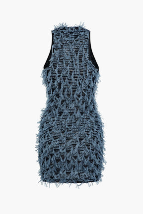 Robe moulante à franges vue de dos soleil