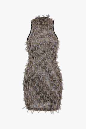 Robe courte à franges détail texture lune