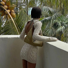 Mini robe dos découpe cristal