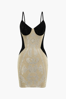 Robe moulante strass beige et noir glamour