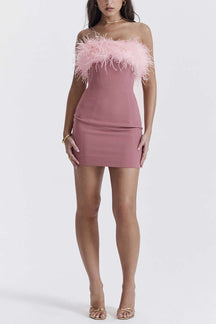 Mini robe rose plumes élégance