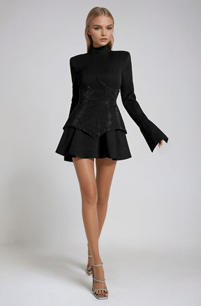 Robe paillettes détail dos cristal
