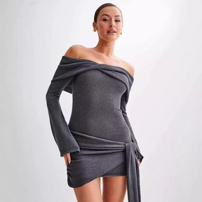 Robe courte tricotée bardot beige nuage
