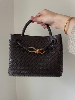 Mini sac tressé marron vue côté pure